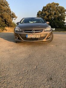 Opel Astra 1.4 Turbo - 1