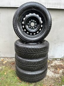 Plechové disky +Zimne pneu Semperit 205/60 R16 5x115