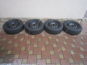 205/55R16 91H zimne pneu Pirelli s plechovými diskami bez po