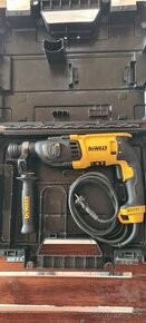 Dewalt D25133K vŕtačka