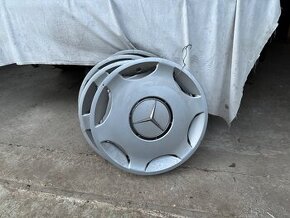 Kryty kol Mercedes Originál