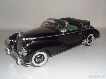 1:18 Mercedes - Benz 300S