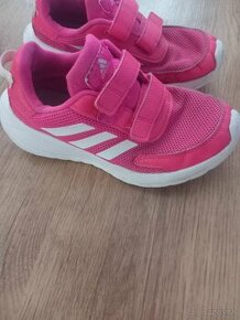 Adidas botasky, Protetika kožené topánky