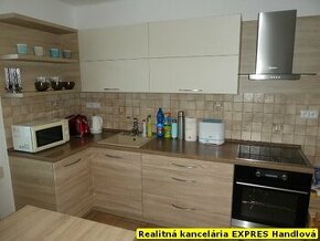 RK EXPRES - na predaj 2 izbový byt v Handlovej, 77 m2. - 1