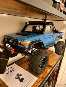 RC Crawler 1:10 TOYOTA LC70 - 1