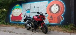 Yamaha FZ1 Fazer, FZ1-sedadlo pre spolujazdca.