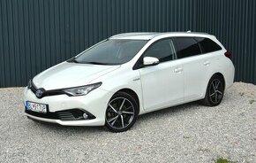 Toyota Auris Touring Sports 1.8 Hybrid, Slovák, Top Stav - 1