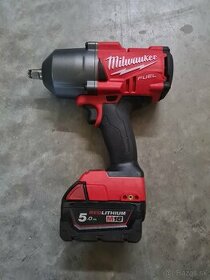 Aku 1/2" rázový uťahovák Milwaukee M18 FHIWF12