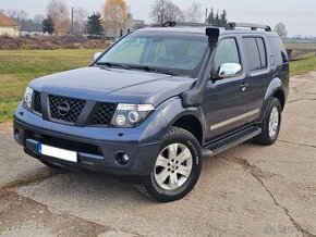 Nissan Pathfinder 2.5 dCI Automat 7-miestny