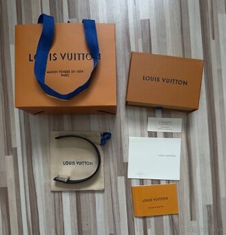 louis vuitton slim náramok