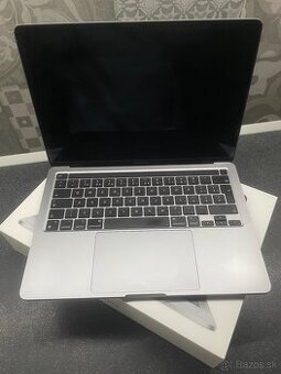 Predám MacBook Pro 13,6" (M2, 2022) – 256 GB SSD, 8 GB RAM