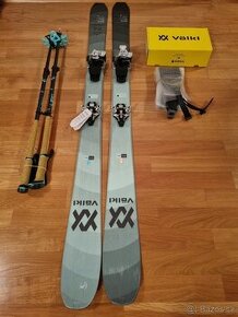 Novy skialp set Volkl Rise 84 teal + viazanie + pasy