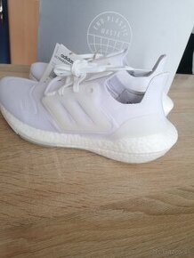 Adidas ultraboost 22