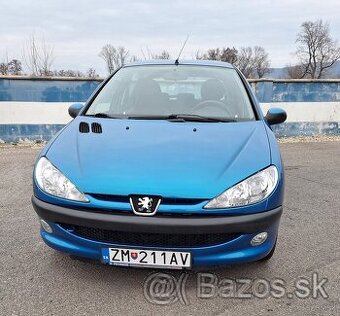 Peugeot 206 Benzín