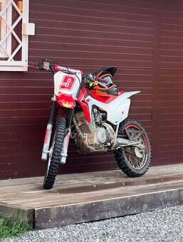 Honda crf 125