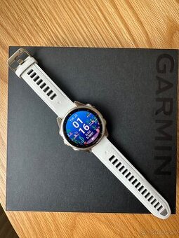 Garmin Fenix 8- 43mm, AMOLED