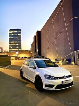 Volkswagen Golf VII 1.4 TSI R-Line 92kw