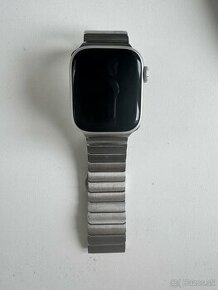 Apple Watch 8 Silver 41 mm - 1