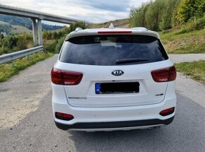 Sorento 2.2 GT-Line A/T 200PS - 1