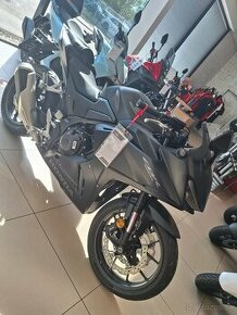 Honda CBR500R - 1