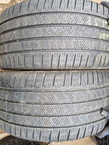 255/35R20