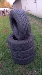 275/56r17 115H GOOD YEAR zimne