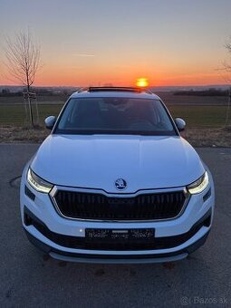 ŠKODA KODIAQ MODEL 2022 VIRTUAL/ŤAŽNÉ/KESSY/KAMERA/PANORÁMA