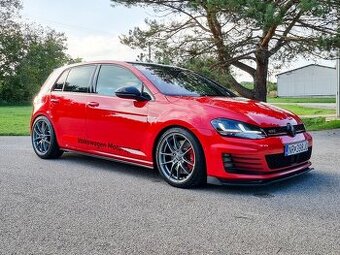 Volkswagen Golf 7 GTI Performance