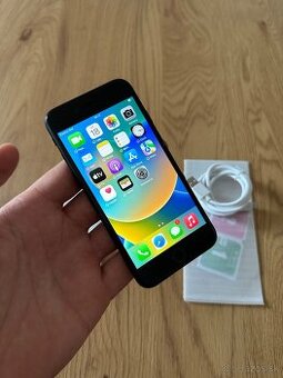 iPhone SE 2020 64 gb Black v záruke