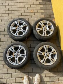 Elektróny r16 pneumatiky Pirelli