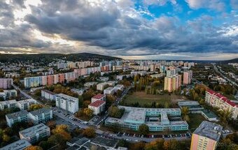 4i byt so skvelou dispozíciou v lokalite plnej zelene