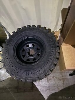 Offroad T3 pneu 285/75r16 a disk 16” 6x139,7