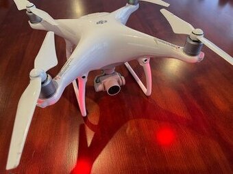 DJI Phantom 4