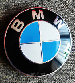 znak na kapotu na BMW - č.3