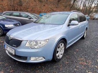 Škoda Superb Combi 1.6TDI 77kW klima xenon tempomat 2011