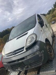 Opel Vivaro 1.9 DCI Rozpredam na Nahradne diely - 1