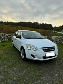 Kia CEED - 1