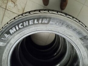 MICHELIN 225/60 R18 ZIMNÉ