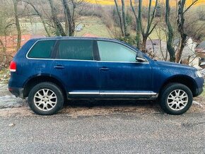 Volkswagen touareg 2.5 TDi manuál na spružinach