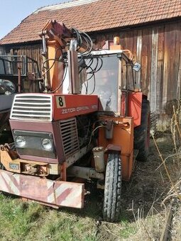 Predám cestársky traktor s mulčovačom 8011 - 1