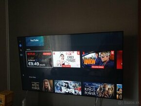 Samsung Crystal UHD - 1