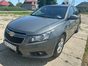 Chevrolet Cruze 1,6 2012