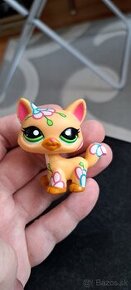 Littlest pet shop lps