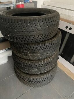 Pneu zimné 265/65 R17