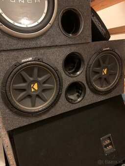 Subwoofer do autá KICKER + zosilovac Autotek