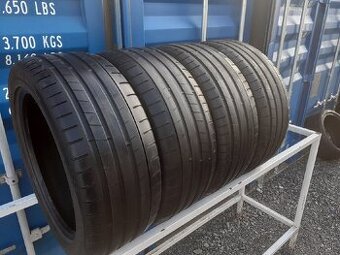 255/45R19 Kumho ectsta Sport 2023