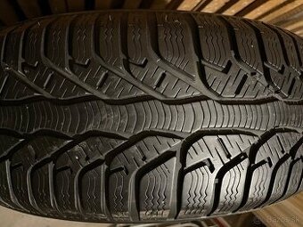 Predám 4ks pneu 185/65 R15 KLEBER