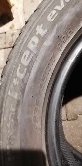 Pneumatiky zimné - Hankook 235/55/R17