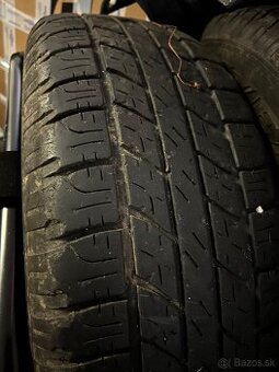 Goodyear Wrangler HP All weather 255 65 R17