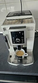 Kávovar DeLonghi INTENSA - 1